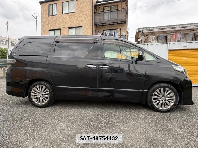 Toyota ALPHARD 2015-01 7935746-3