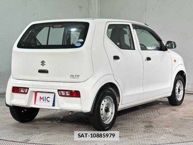 Suzuki ALTO 2018-07 7935459-11