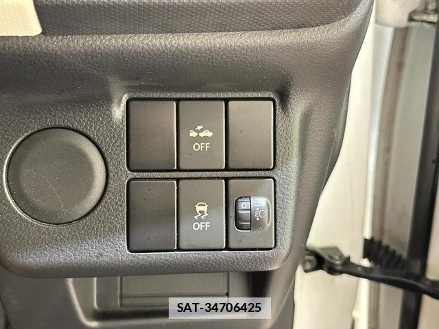 Suzuki ALTO 2019-04 7937482-4