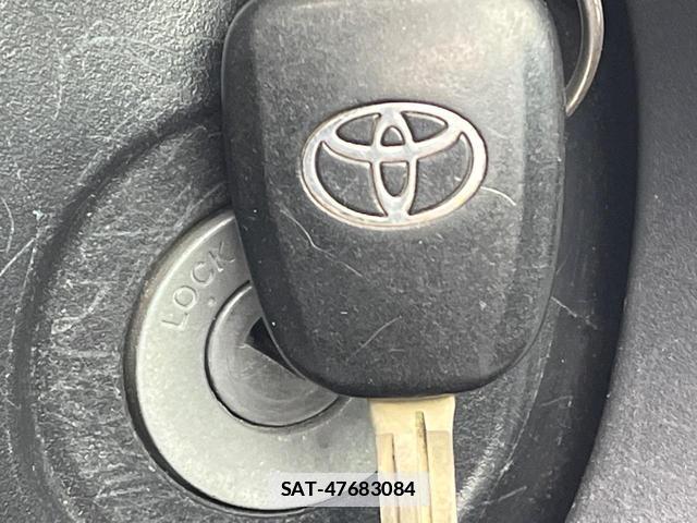 Toyota AQUA 2014-03 7934544-6
