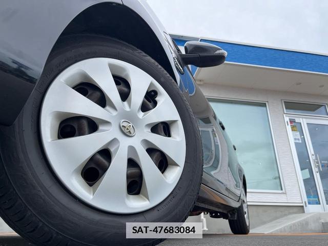 Toyota AQUA 2014-03 7934544-8