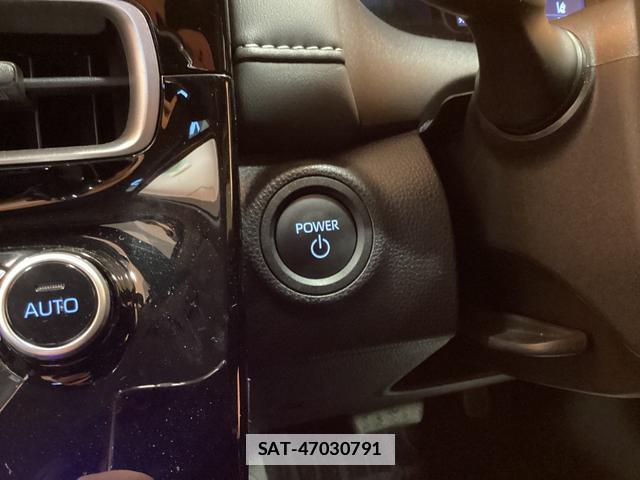 Toyota AQUA 2024-08 7934837-13