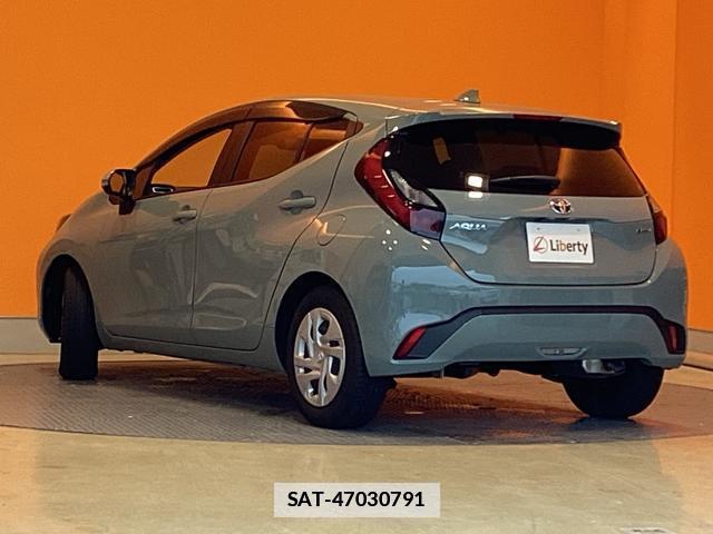 Toyota AQUA 2024-08 7934837-19