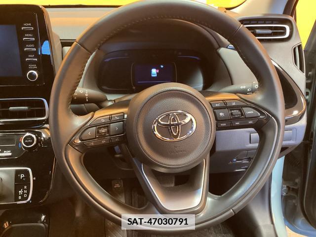 Toyota AQUA 2024-08 7934837-6