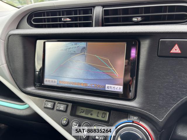 Toyota AQUA 2012-07 7935024-10