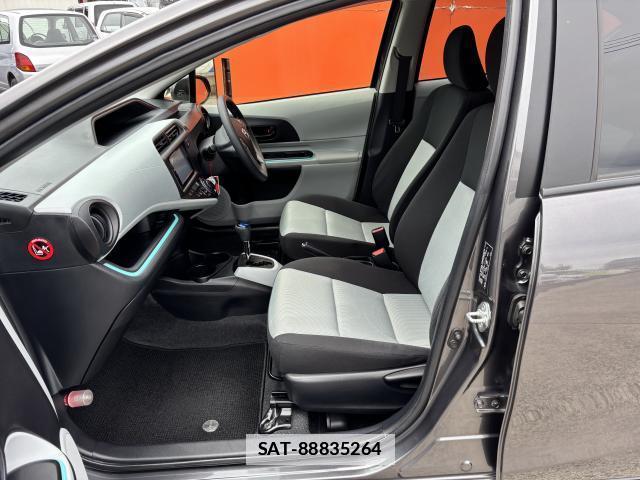 Toyota AQUA 2012-07 7935024-4