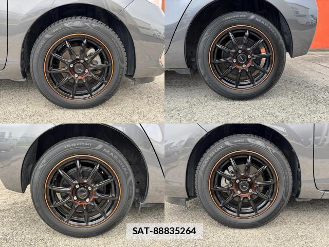 Toyota AQUA 2012-07 7935024-7