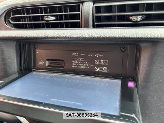 Toyota AQUA 2012-07 7935024-9