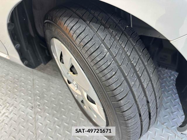 Toyota AQUA 2021-05 7935290-14