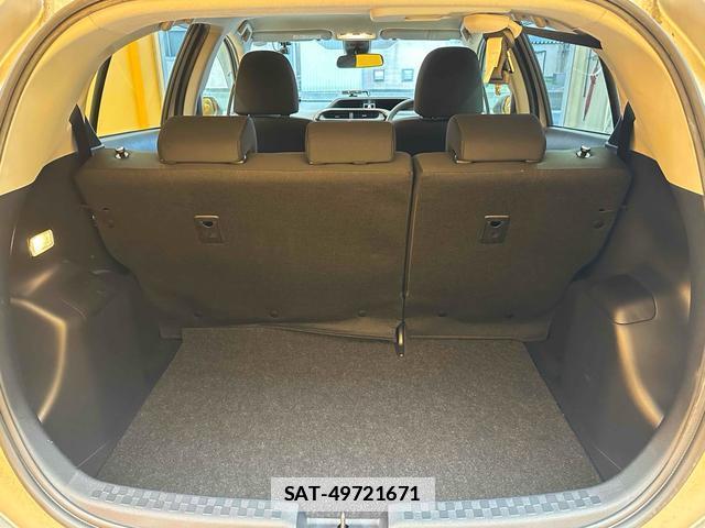 Toyota AQUA 2021-05 7935290-17