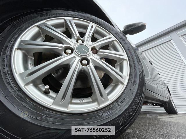 Toyota AQUA 2015-12 7935349-12