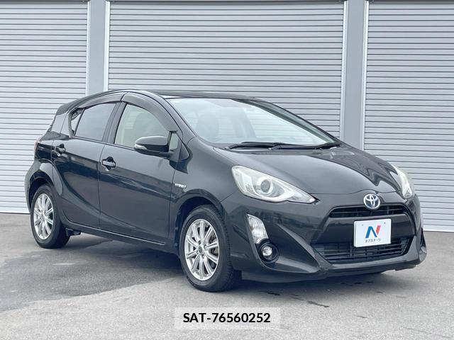 Toyota AQUA 2015-12 7935349-15