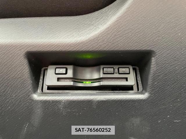 Toyota AQUA 2015-12 7935349-5