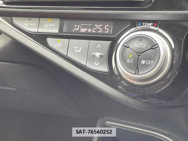 Toyota AQUA 2015-12 7935349-6