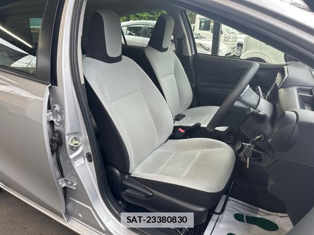 Toyota AQUA 2021-03 7935789-10