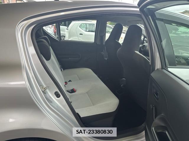 Toyota AQUA 2021-03 7935789-12