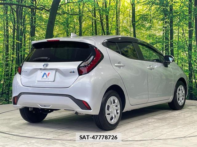 Toyota AQUA 2023-06 7935935-16
