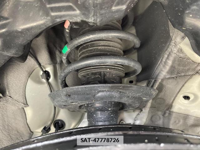 Toyota AQUA 2023-06 7935935-19