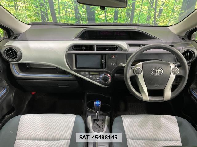 Toyota AQUA 2014-03 7935946-1