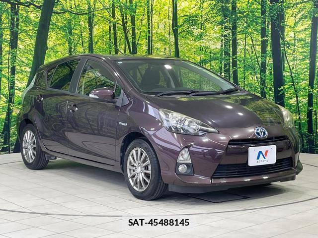 Toyota AQUA 2014-03 7935946-15