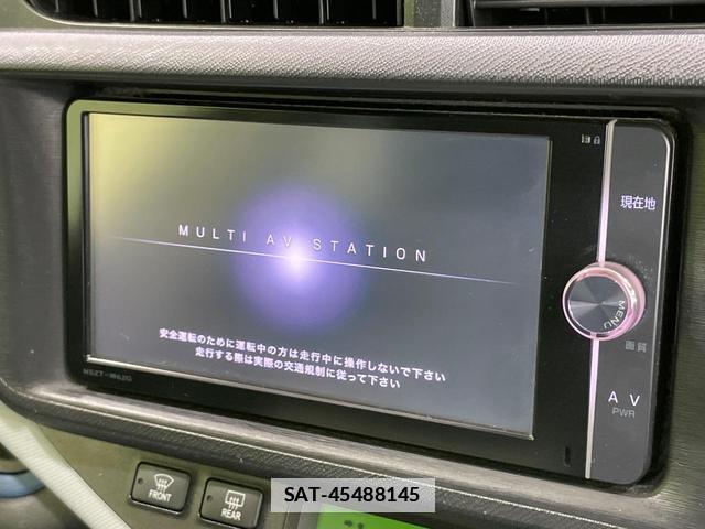 Toyota AQUA 2014-03 7935946-2