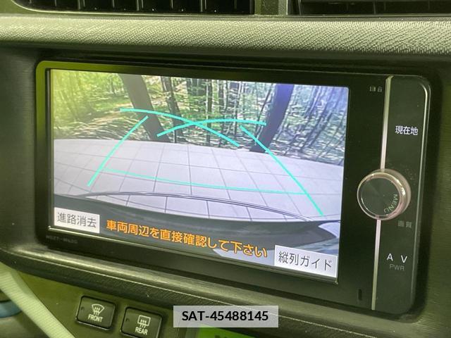 Toyota AQUA 2014-03 7935946-3