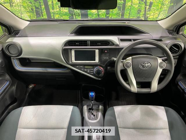 Toyota AQUA 2014-03 7935949-1