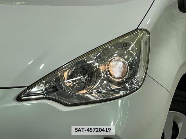 Toyota AQUA 2014-03 7935949-11