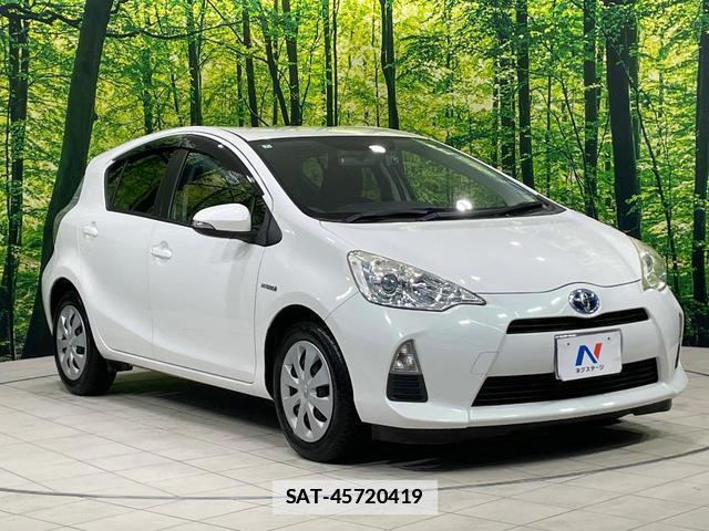 Toyota AQUA 2014-03 7935949-15
