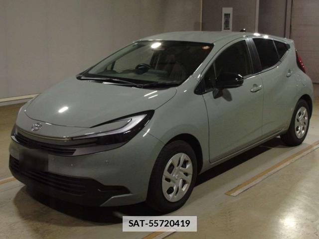 Toyota AQUA 2025-12 7936488-0