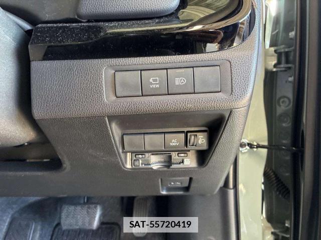 Toyota AQUA 2025-12 7936488-10