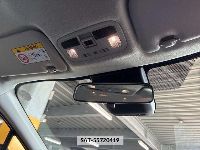 Toyota AQUA 2025-12 7936488-4