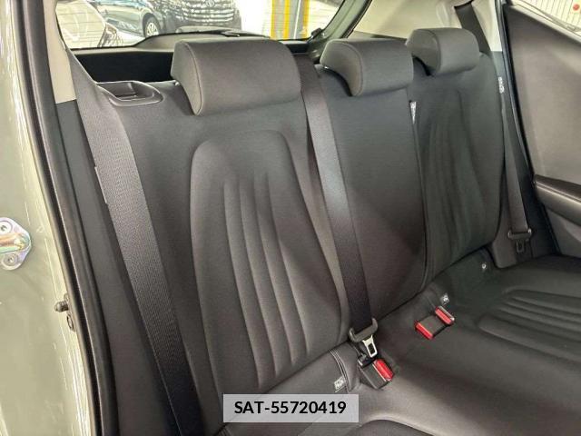 Toyota AQUA 2025-12 7936488-7