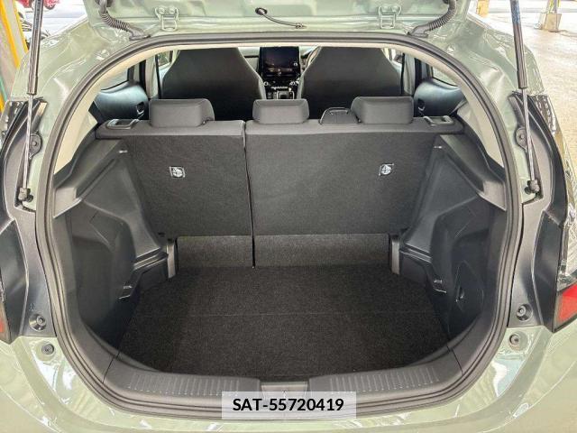 Toyota AQUA 2025-12 7936488-9