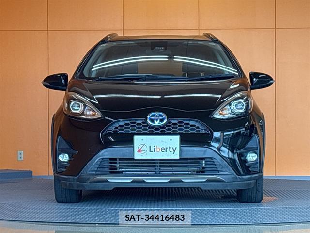 Toyota AQUA 2017-06 7937099-15