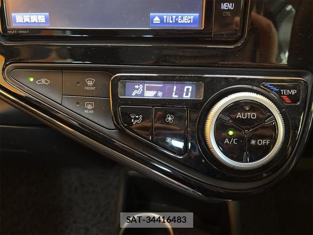 Toyota AQUA 2017-06 7937099-8
