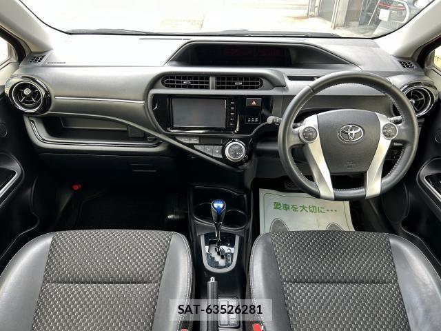 Toyota AQUA 2016-03 7937462-2