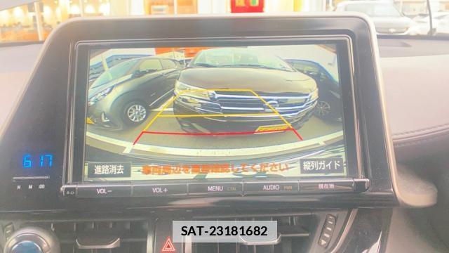 Toyota C-HR 2017-02 7934693-15