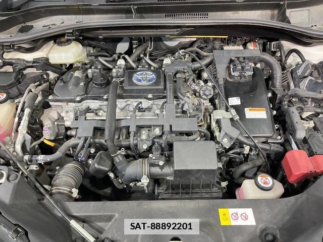Toyota C-HR 2017-11 7935021-17