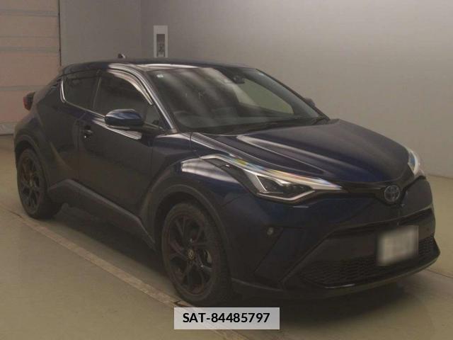 Toyota C-HR 2021-03 7935998-12