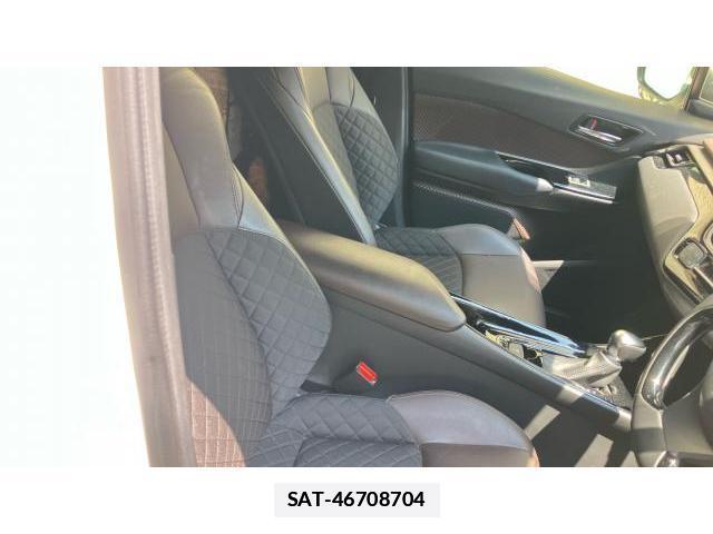 Toyota C-HR 2019-10 7936288-12