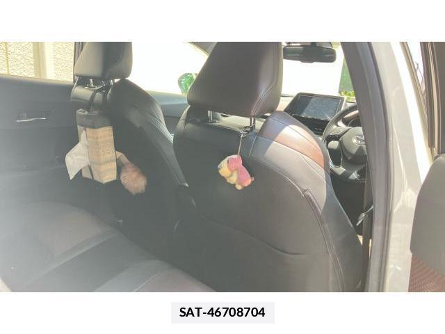 Toyota C-HR 2019-10 7936288-13