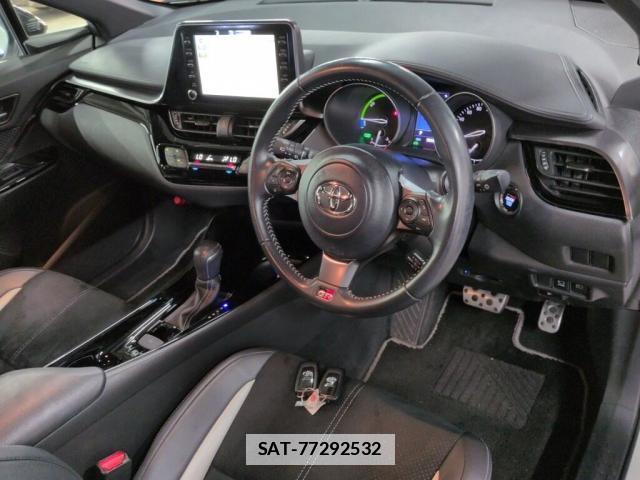 Toyota C-HR 2019-12 7936570-2