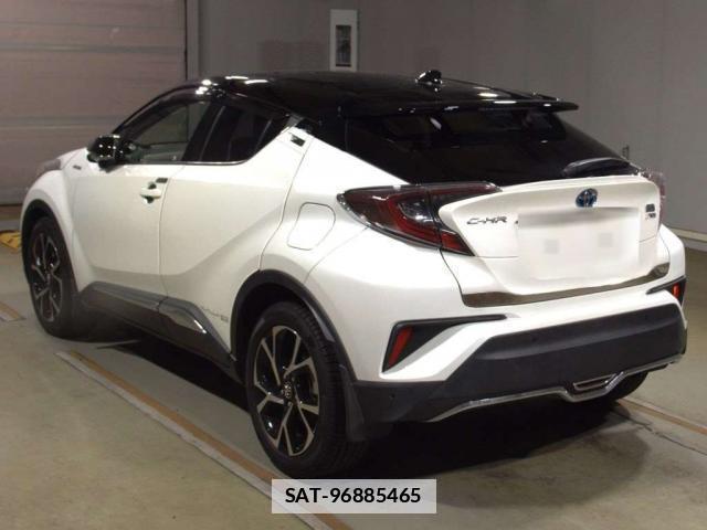 Toyota C-HR 2017-09 7936604-10
