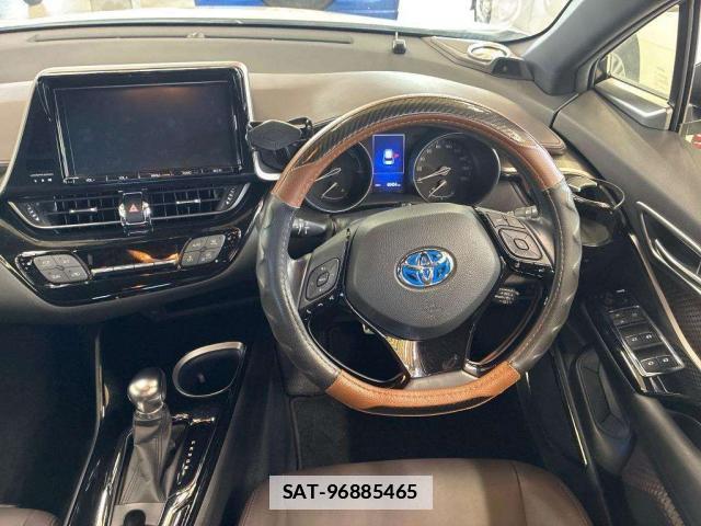 Toyota C-HR 2017-09 7936604-2