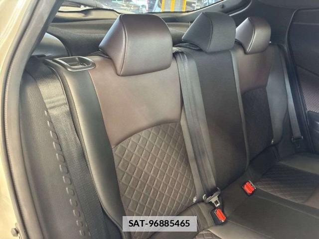 Toyota C-HR 2017-09 7936604-4