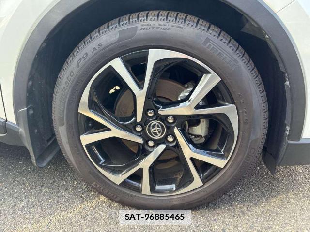 Toyota C-HR 2017-09 7936604-8