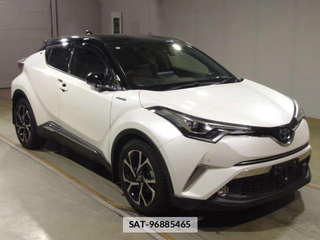Toyota C-HR 2017-09 7936604-9