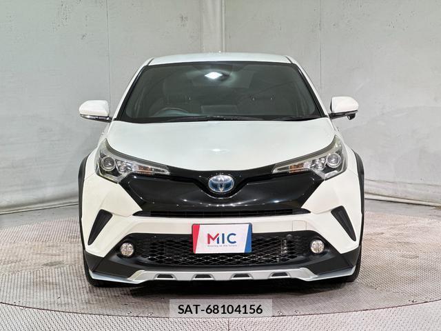 Toyota C-HR 2017-03 7937478-11