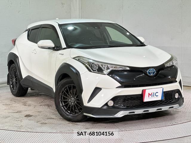 Toyota C-HR 2017-03 7937478-12